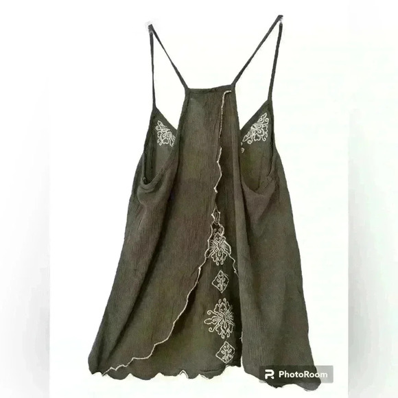 Armed for Summer Open Back Crop Top Size XS - Picture 3 of 3